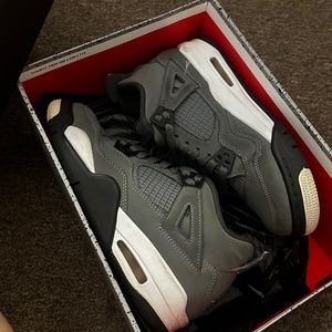 Grey Jordan 4